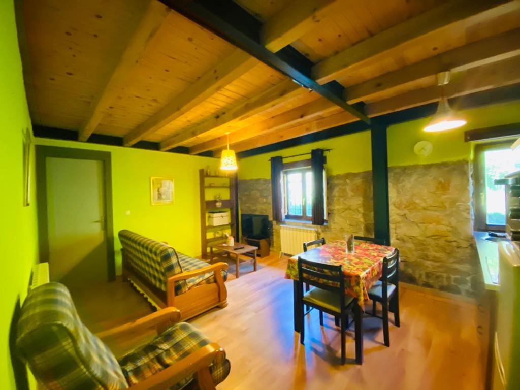 Alojamientos Casa San Apartamentos Besande エクステリア 写真